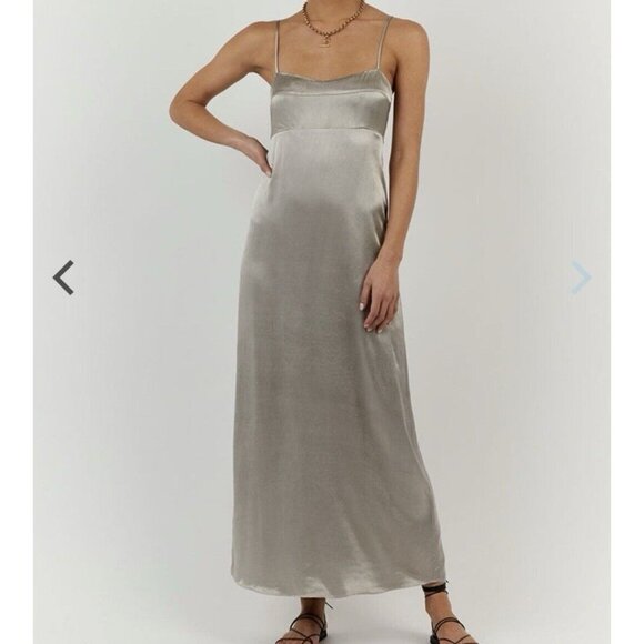 Dissh Dresses & Skirts - Dissh Gigi Pewter Sweetheart Midi Dress/ Long Gray Satin Dress